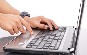  how to right click on a laptop 